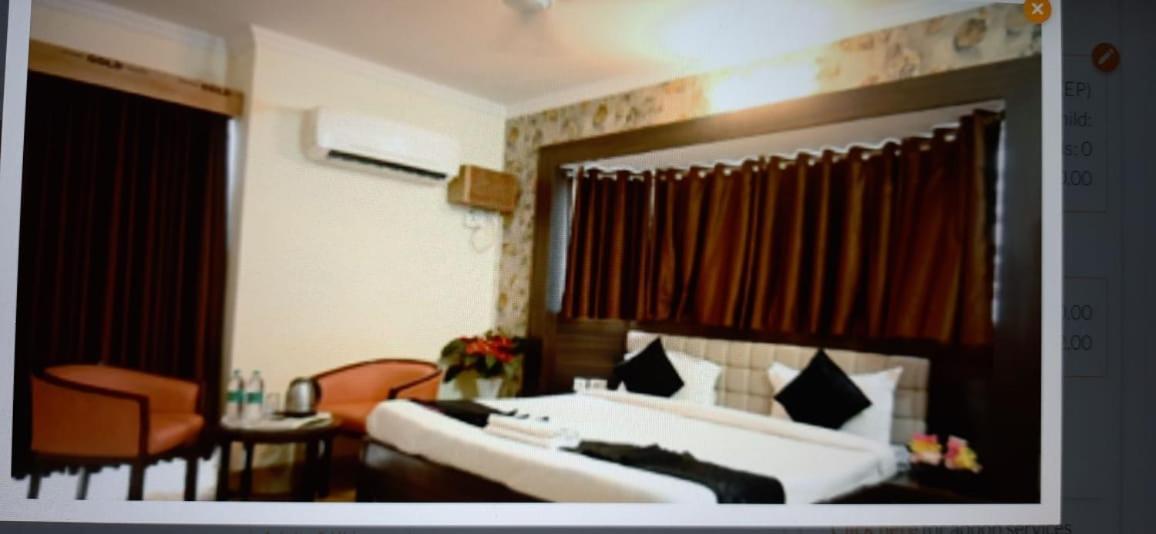 Ganga Darshanam Guesthouse At Dashashwamedh Ghat Varanasi Luaran gambar